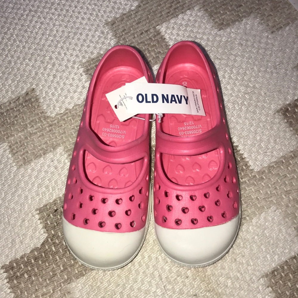 NWT Sandals